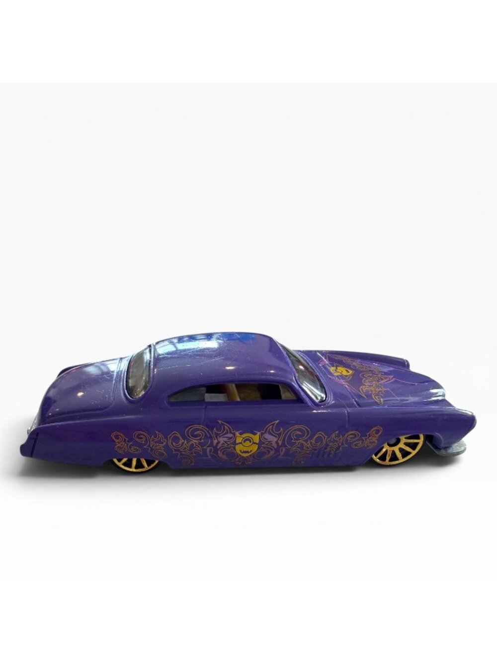 Hot Wheels Despicable Me Minions Fish’d & Chip’d Purple Car 2017
